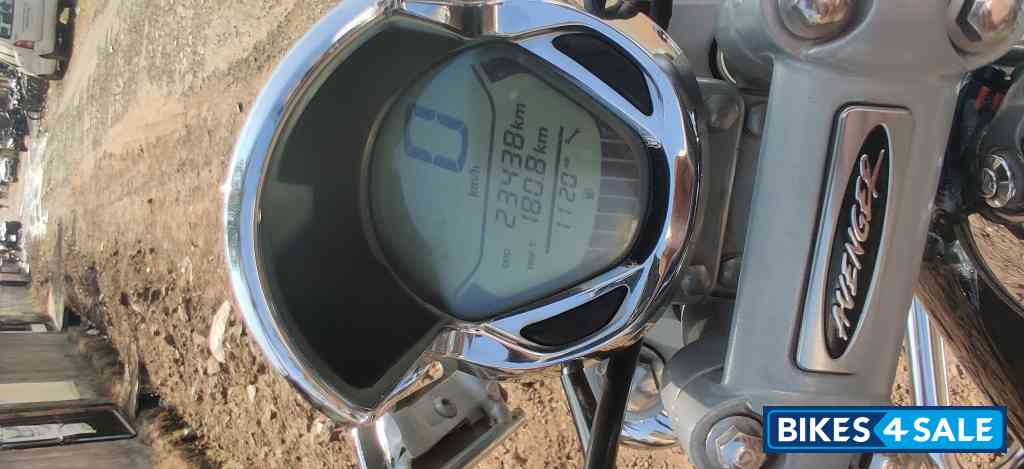 Bajaj Avenger Cruise 220