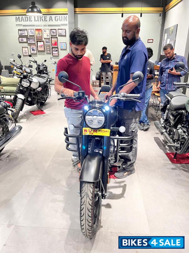 Royal Enfield Classic 350 2024