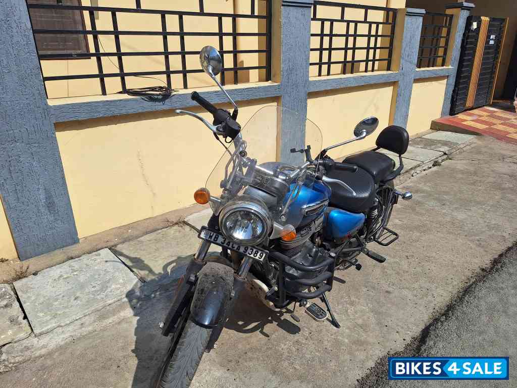 Royal Enfield Meteor 350 Supernova