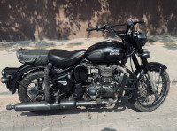 Royal Enfield Classic Stealth Black 2017 Model