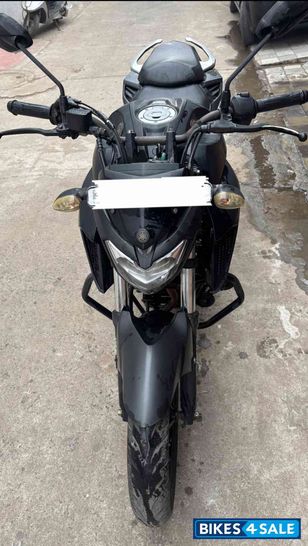 Yamaha FZ25