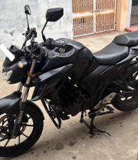 Yamaha FZ25