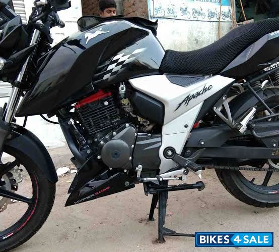TVS Apache RTR 160 4V