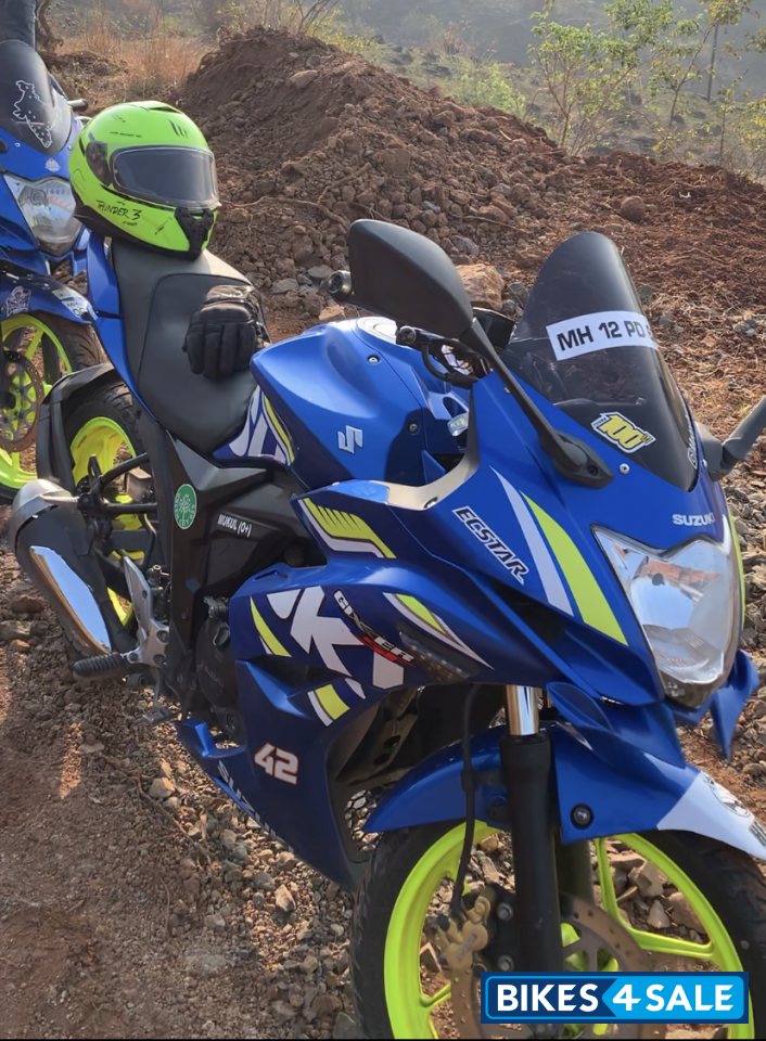 Suzuki Gixxer SF Fi