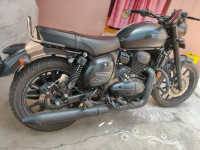 Jawa 42 Dual Channel ABS AllStar Black