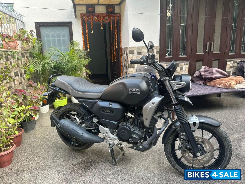 Yamaha FZ-X