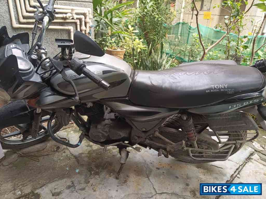 Bajaj Discover DTSi 135