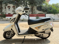 Mahindra Gusto