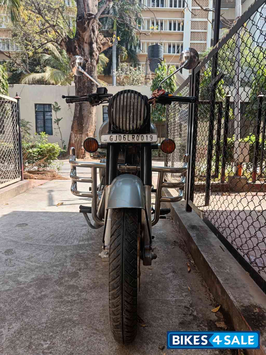 Royal Enfield Classic Gunmetal Grey
