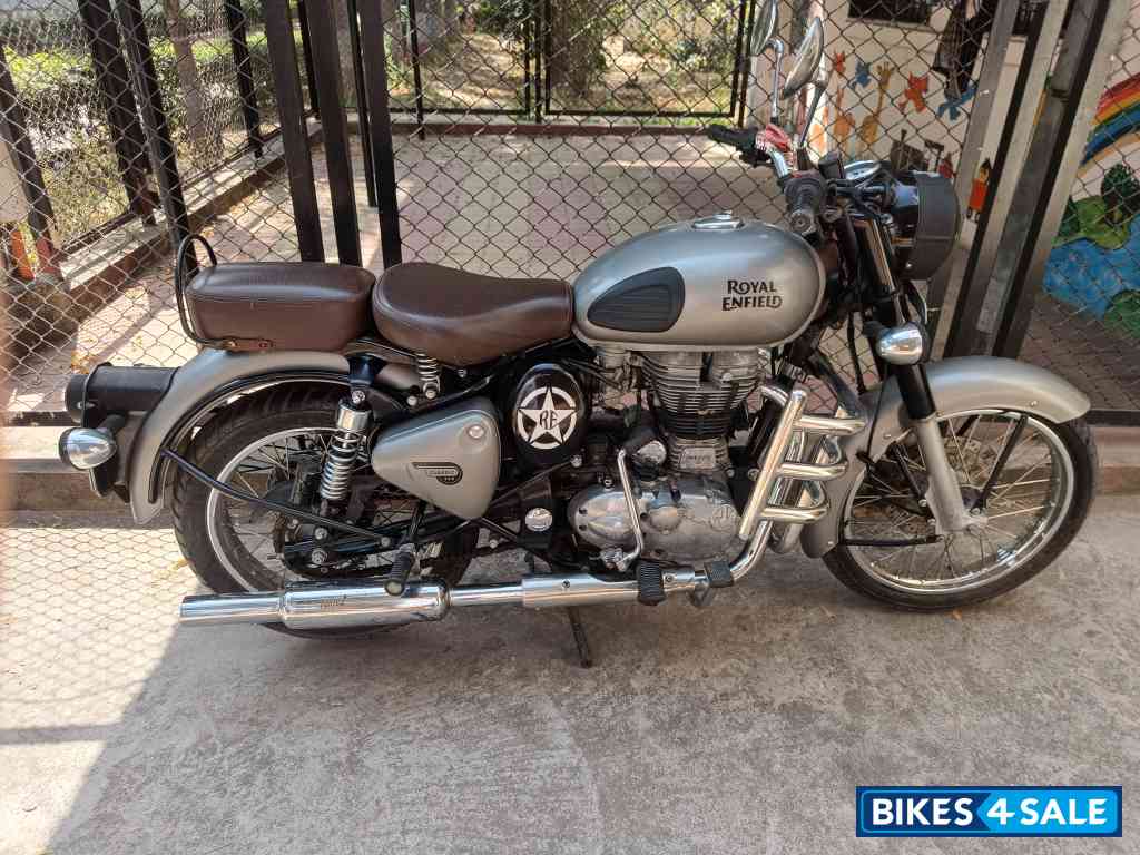 Royal Enfield Classic Gunmetal Grey