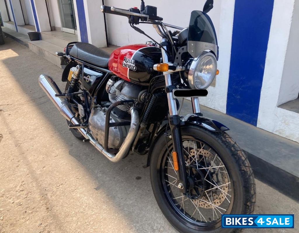 Red Royal Enfield Interceptor 650 Twin