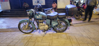 Royal Enfield Classic Squadron Blue
