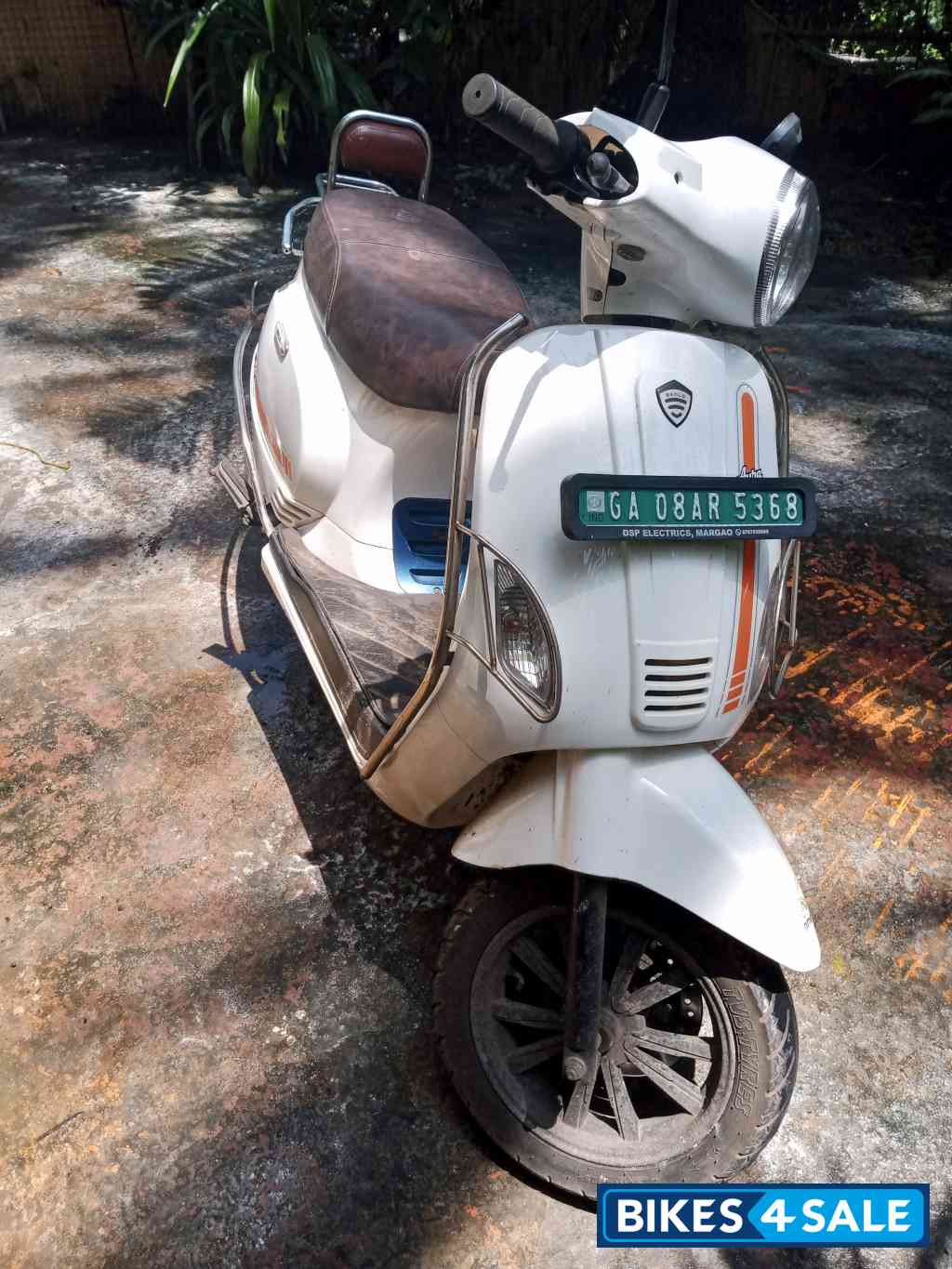 White Benling Aura Li