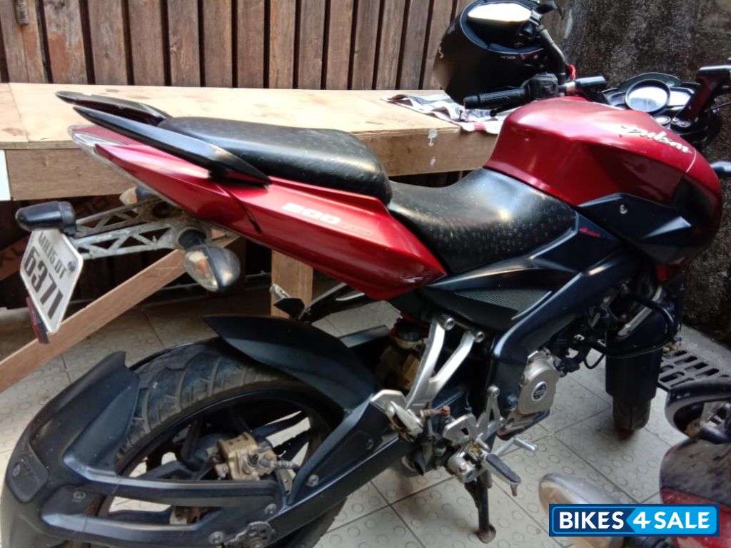 Bajaj Pulsar 200 NS