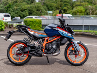 Bule KTM Duke 390 2024
