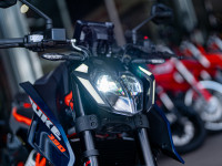 Bule KTM Duke 390 2024