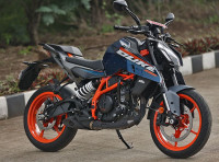 Bule KTM Duke 390 2024