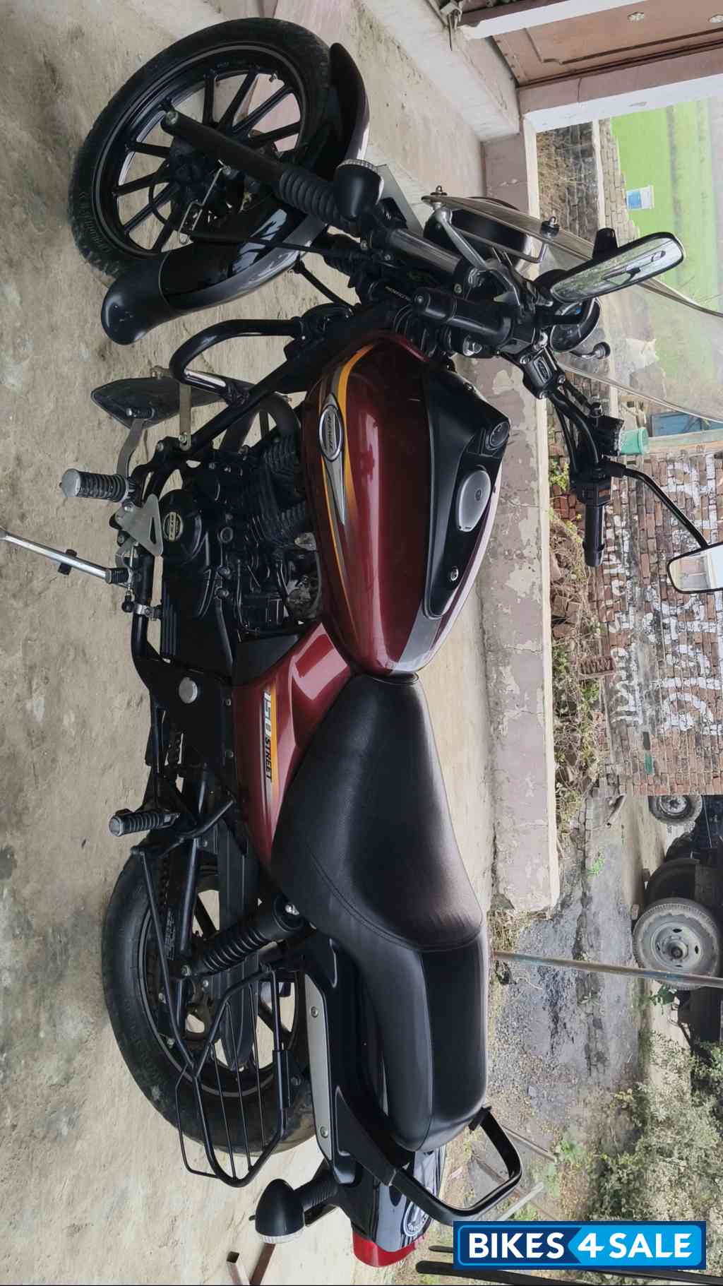 Bajaj Avenger Street 150