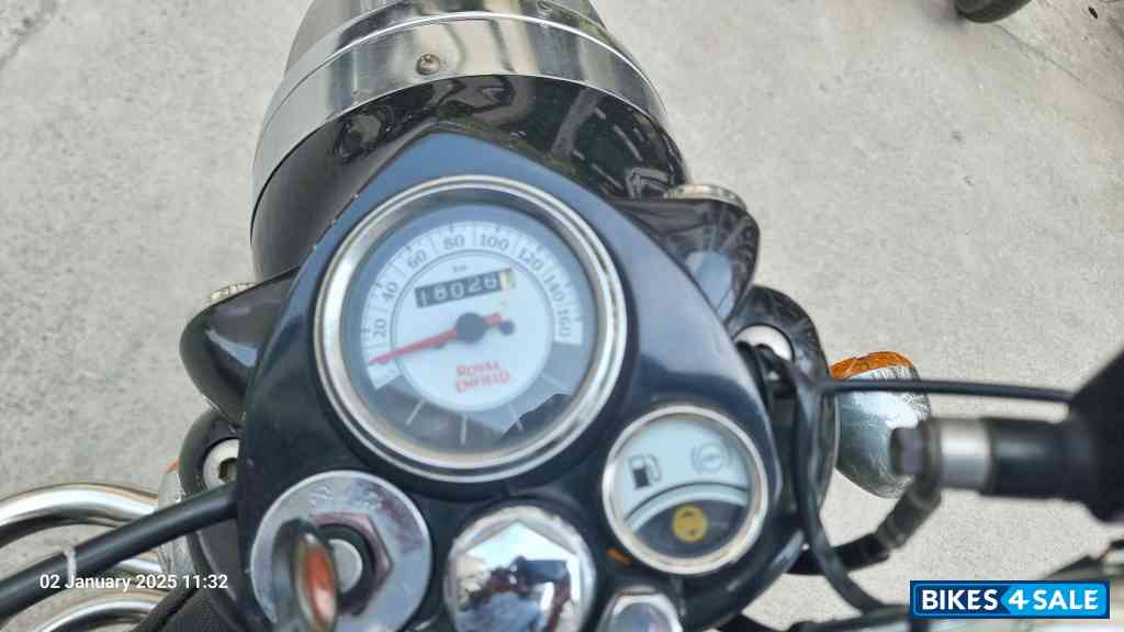 Black Royal Enfield Classic 350