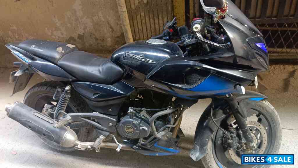 Black And Blue Bajaj Pulsar 220F