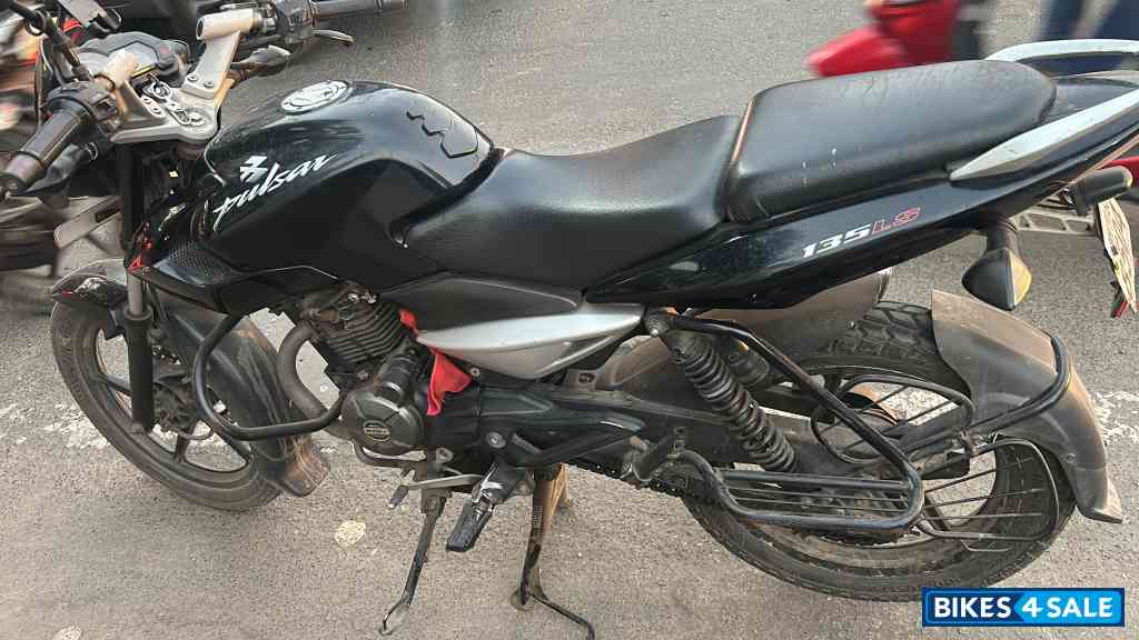 Bajaj Pulsar 135LS