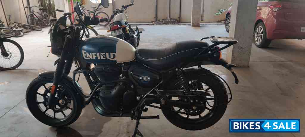 Royal Blue Royal Enfield Hunter 350 Metro