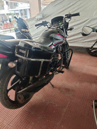 Black Honda Shine 125 Disc