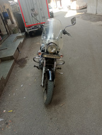 Black Bajaj Avenger Street 220 BS6