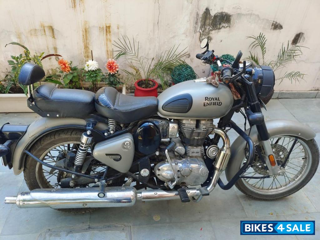 Royal Enfield Classic 350