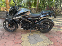Bajaj Pulsar NS200