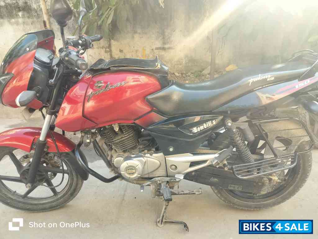 Red Bajaj Pulsar 150 DTSi