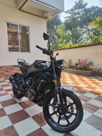 Husqvarna Svartpilen 250 2022