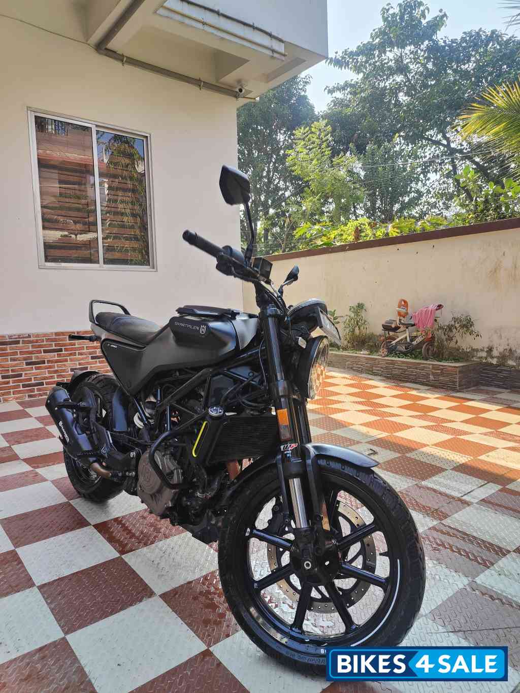 Husqvarna Svartpilen 250 2022