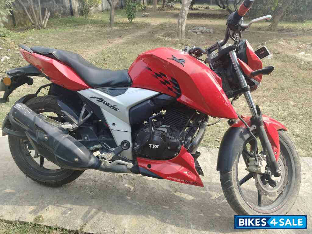 TVS Apache RTR 160 4V