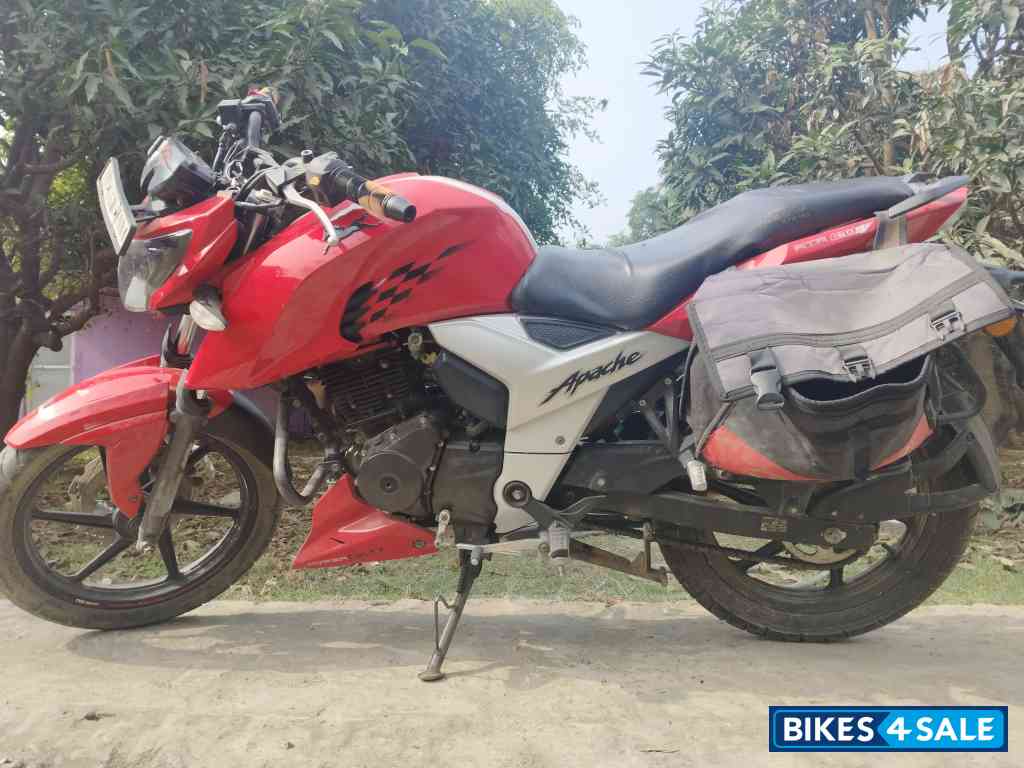 TVS Apache RTR 160 4V