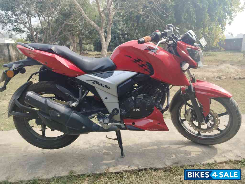TVS Apache RTR 160 4V