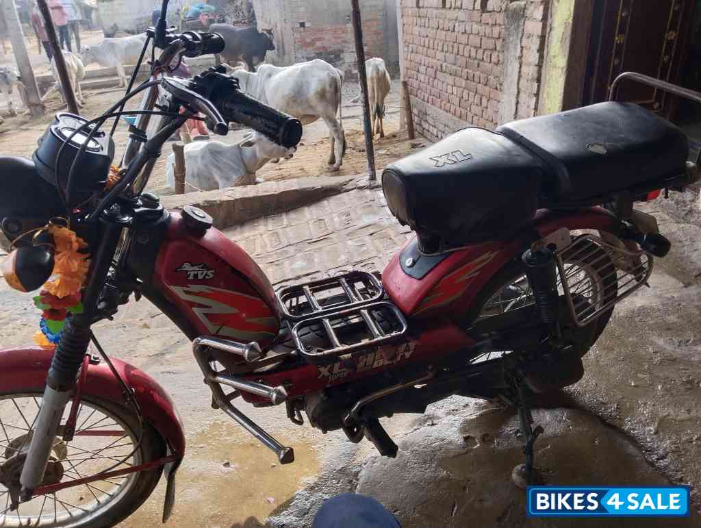 TVS XL Super Heavy Duty