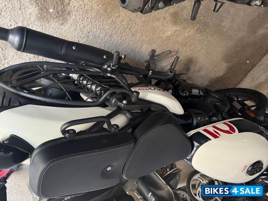 Royal Enfield Shotgun 650