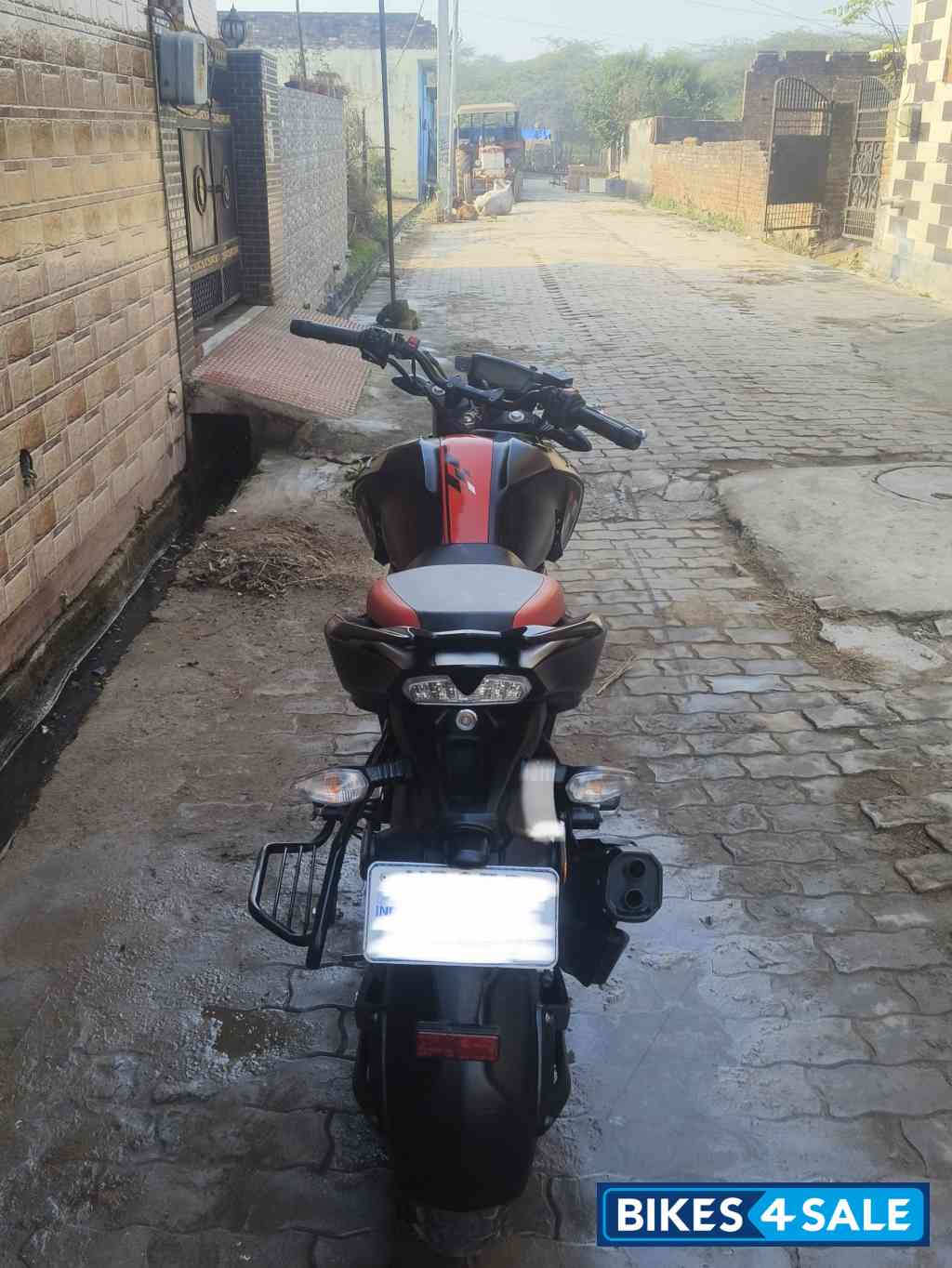 Matt Black TVS Apache RTR 160 4V Special Edition