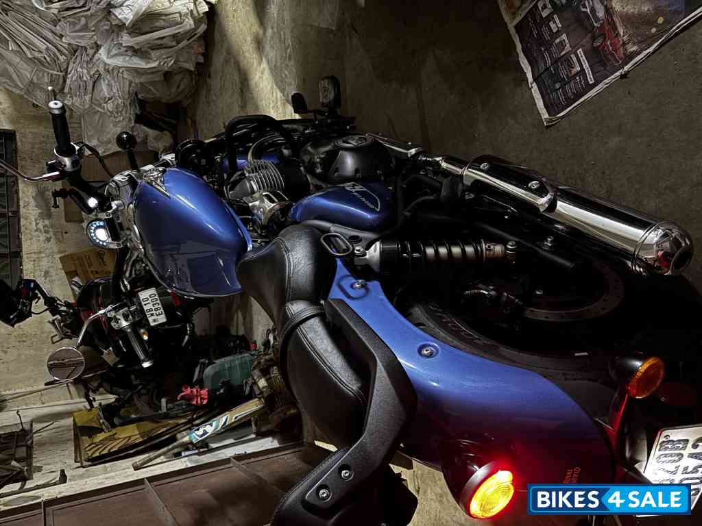 Astral Blue Royal Enfield Super Meteor 650