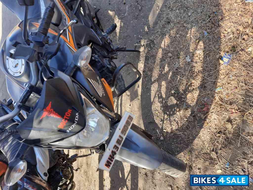 Honda CB Hornet 160R