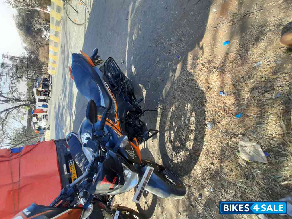 Honda CB Hornet 160R