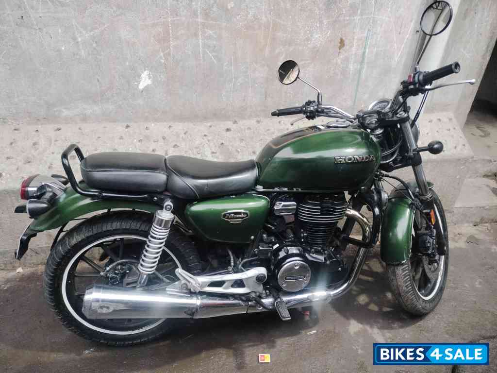 Honda 2023 CB350RS DLX Pro Dual Tone