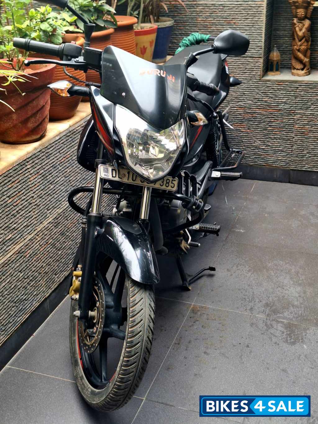 Black Bajaj Pulsar 135LS
