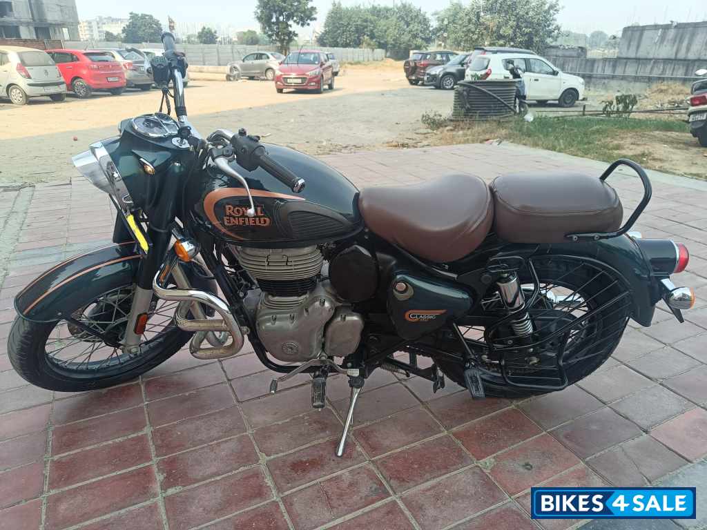 Halcyon Green Royal Enfield Classic 350