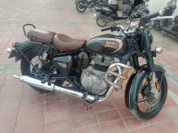 Halcyon Green Royal Enfield Classic 350