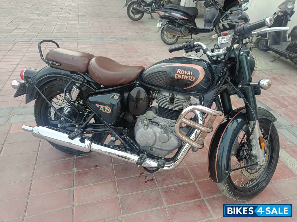 Halcyon Green Royal Enfield Classic 350