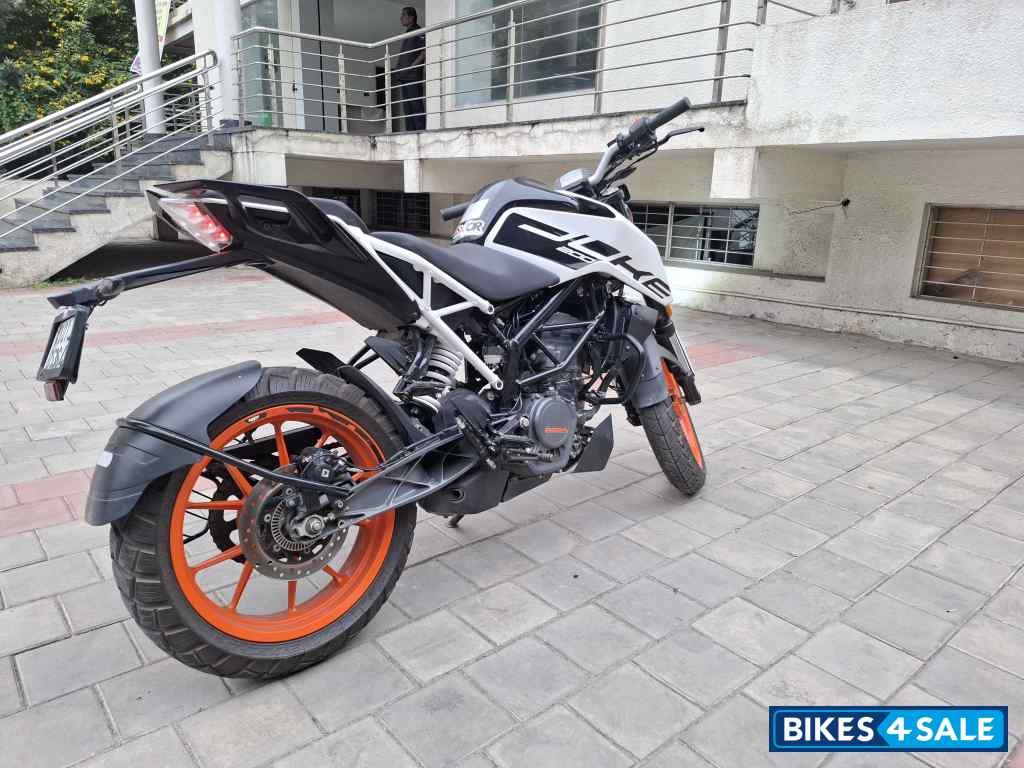 KTM Duke 200 2022
