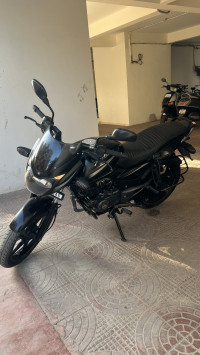 Black Bajaj Pulsar 150 BS6