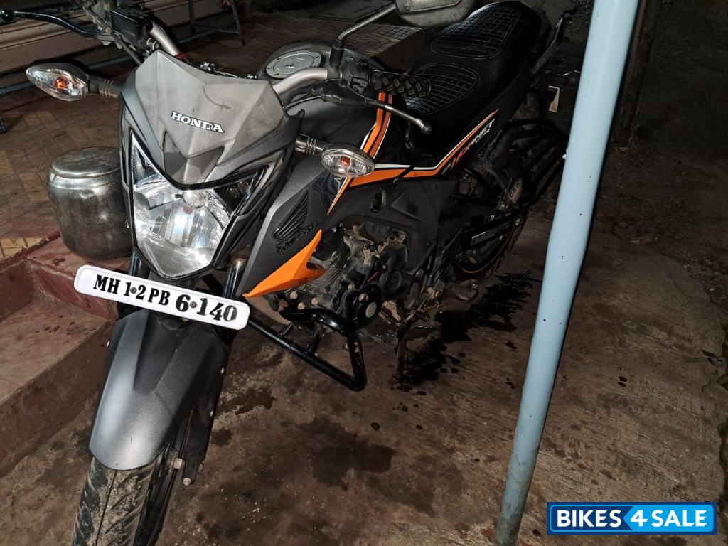 Honda CB Hornet 160R ABS